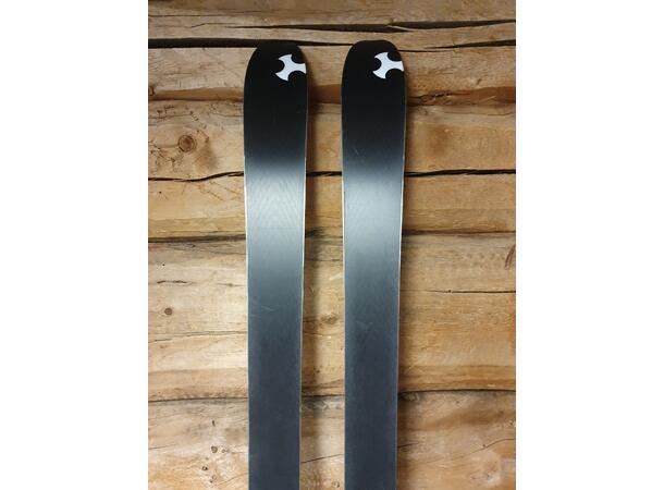 Ski Demo Neve 93 174 m/ Binding Titan Vario.2 Rental 7-9